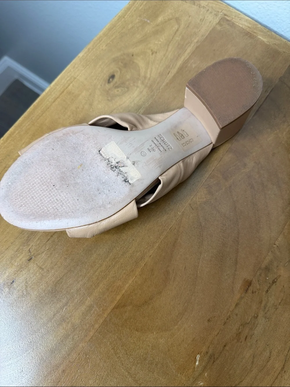 SCHUTZ Nude low heel leather sandal sz 7.5